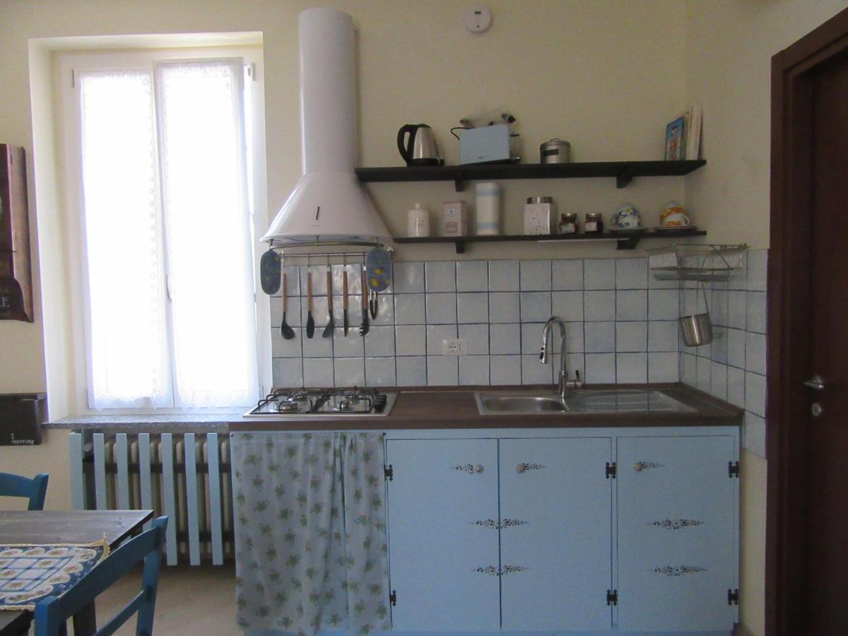 Un Letto Nel Cortile Appartement Bereguardo Buitenkant foto